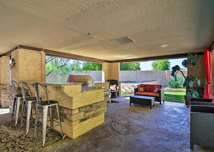 Сasa de vacaciones Pool, Bar & Game Room: Red Mountain Oasis Mesa